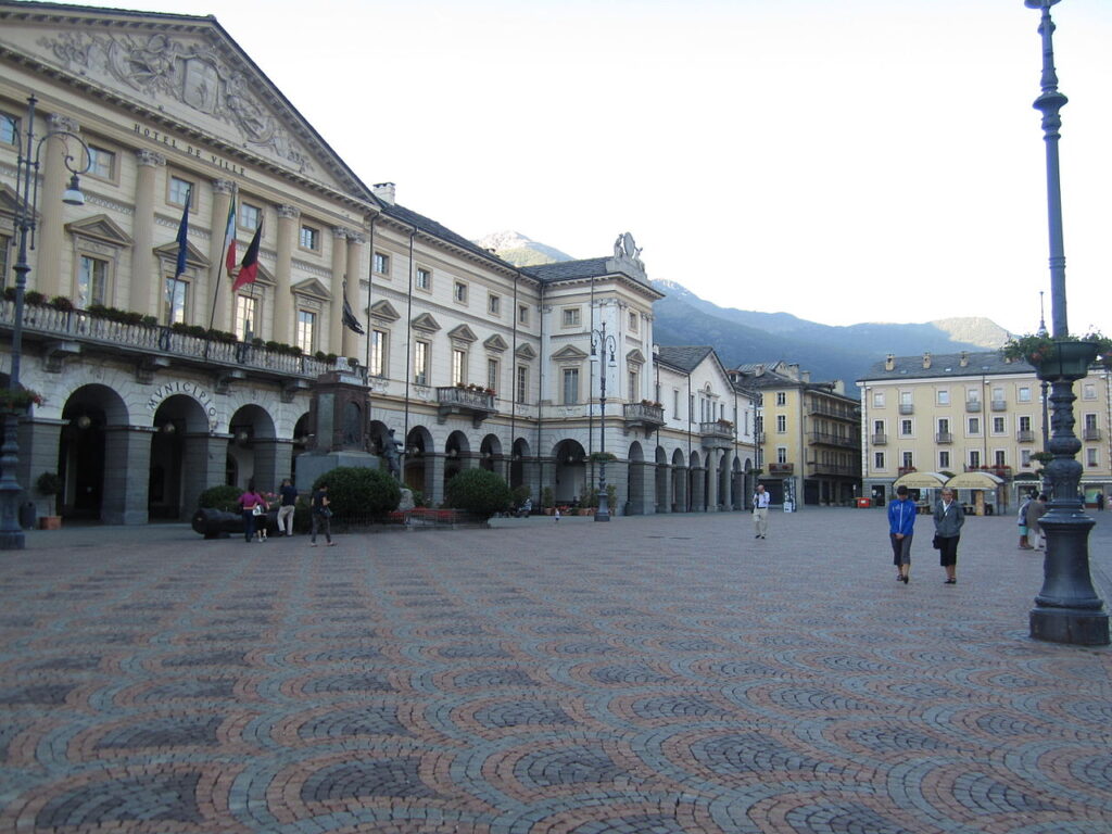 Aosta-Piazza-Émile-Chanoux Claudio Messina