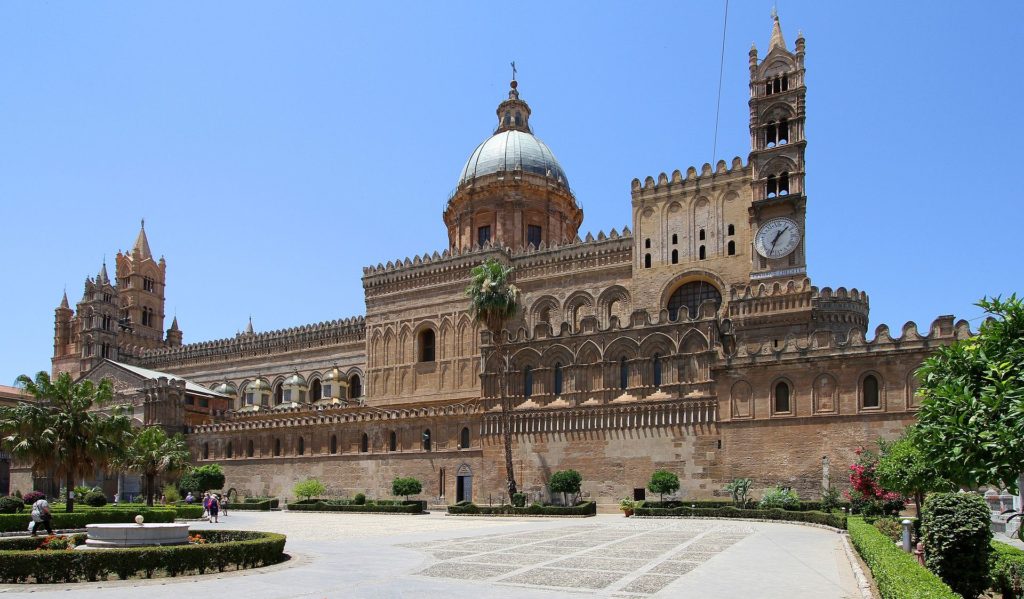 Basilica-cattedrale-metropolitana-primaziale-della-Santa-Vergine-Maria-Assunta-1024x599