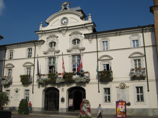 Facciata_di_Palazzo_Civico_Asti Claudio Maessina