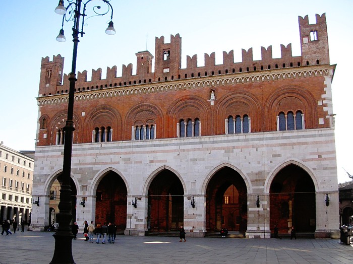 Palazzo-Comunale-Piacenza