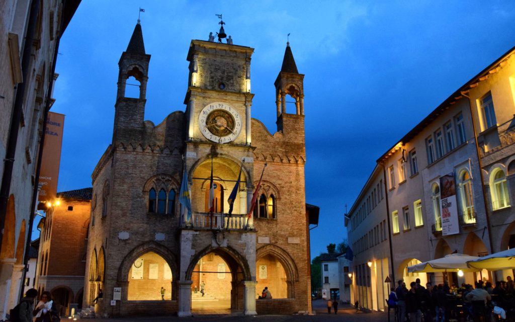 Palazzo_Comunale_Pordenone-1024x640