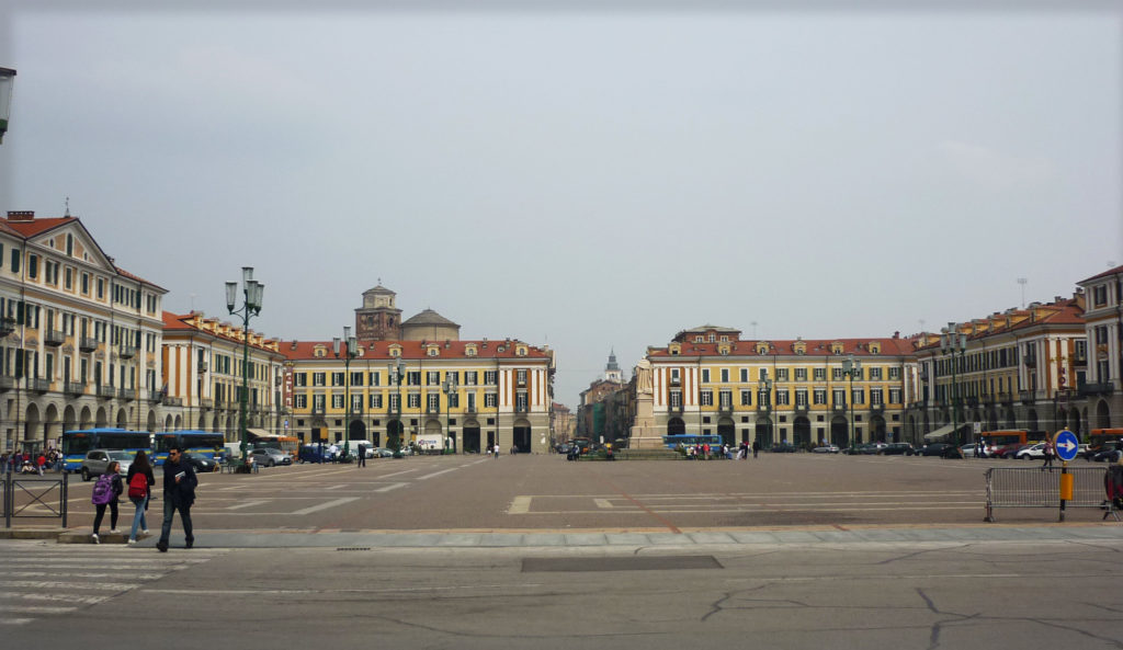 Piazza-Galimberti-Cuneo-1024x593