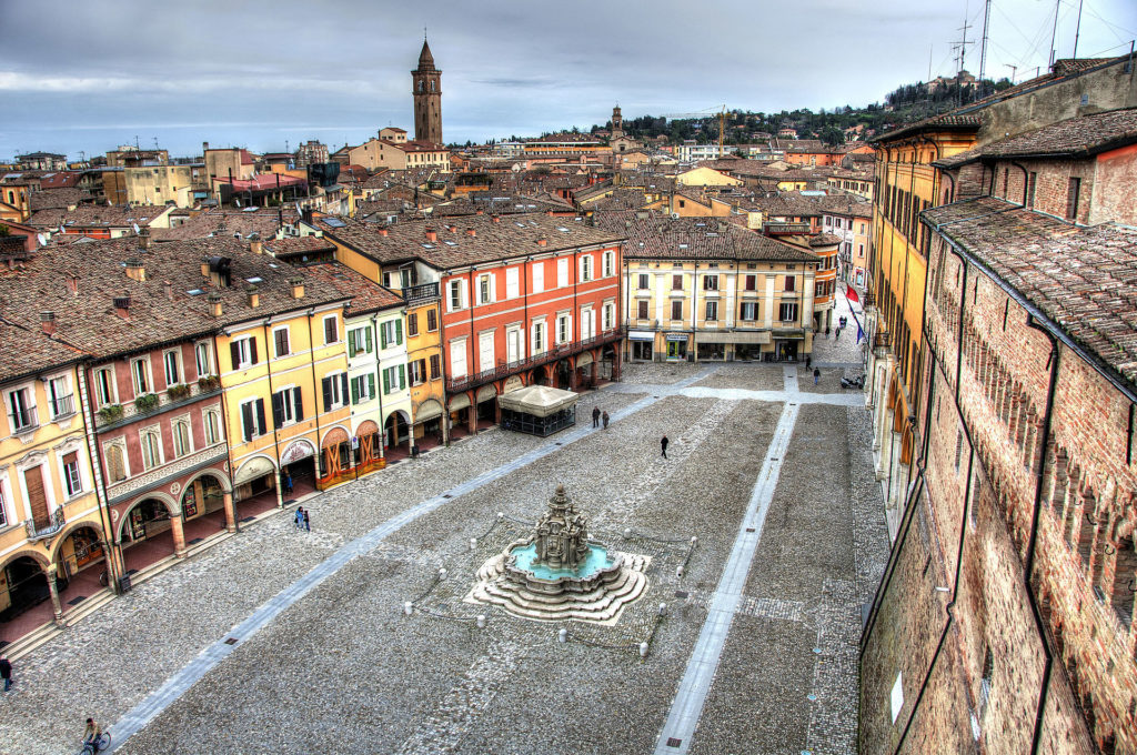 Piazza-del-Popolo-Cesena-1024x680