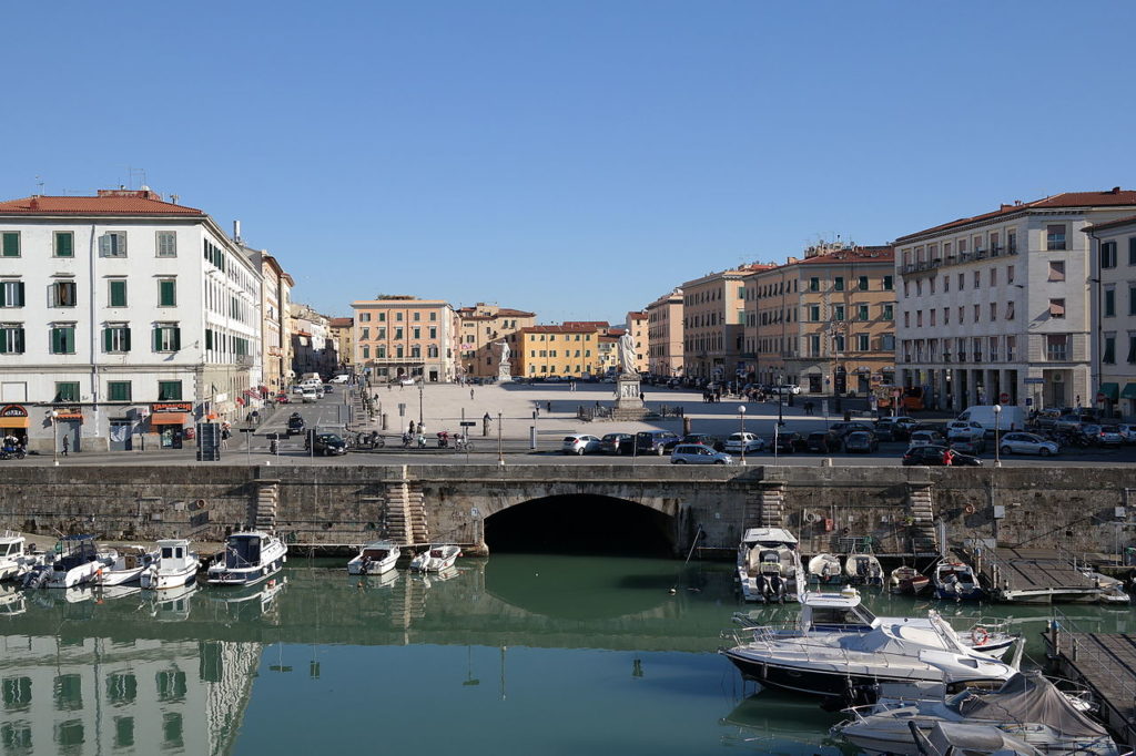 Piazza_della_Repubblica_dalla_Fortezza_Nuova_Livorno-1024x682