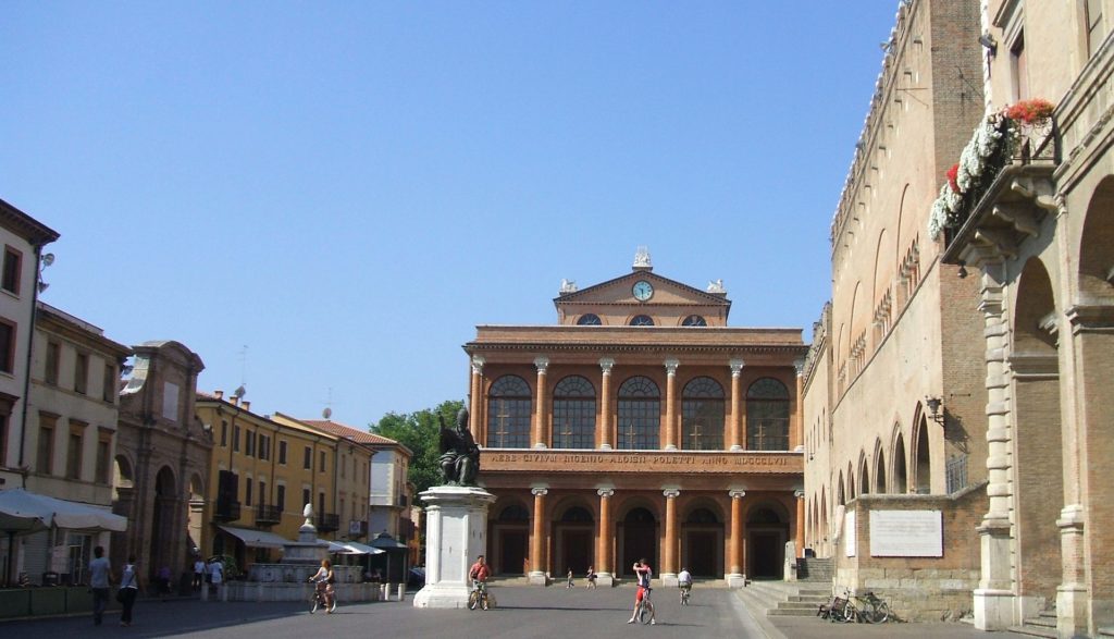 Rimini_Piazza_Cavour-1024x587